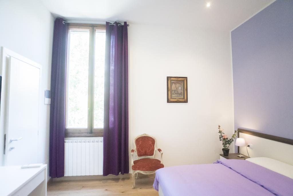 B&B La Piazza フィレンツェ 部屋 写真